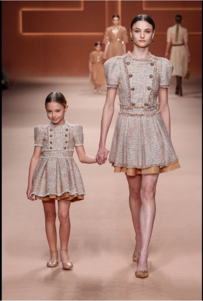 Paula Cioltean show Elisabetta Franchi FW20 Milan