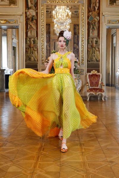 Carolina Bruma show for Dolce and Gabbana Alta Moda 2020