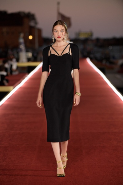 Carolina Bruma show Dolce & Gabbana Alta Moda Venice 2021