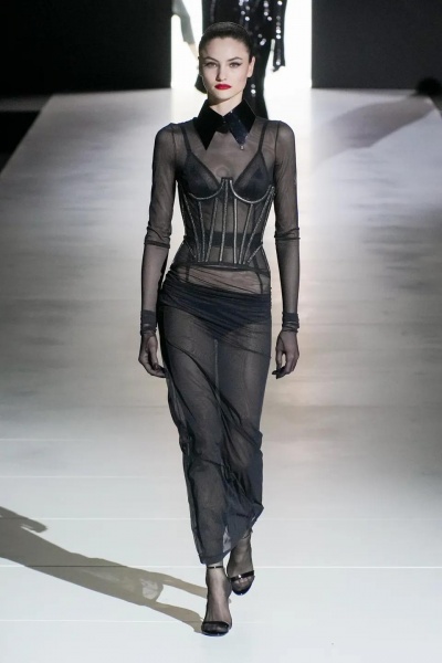 Paula Cioltean show Dolce & Gabbana FW 23 Milan